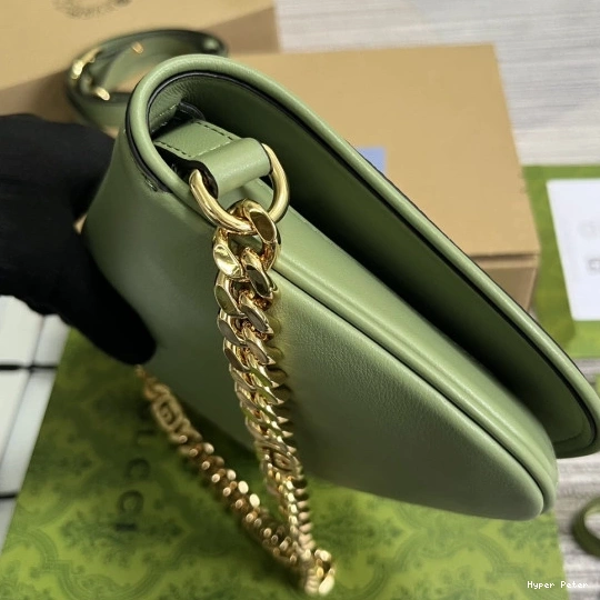 Hyper Peter Blondie shoulder bag Gucci 0821